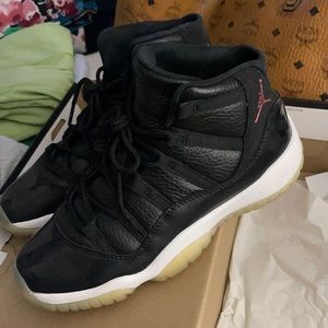 Jordan 11 - Christmas Js - Kids Size 7 - No Box